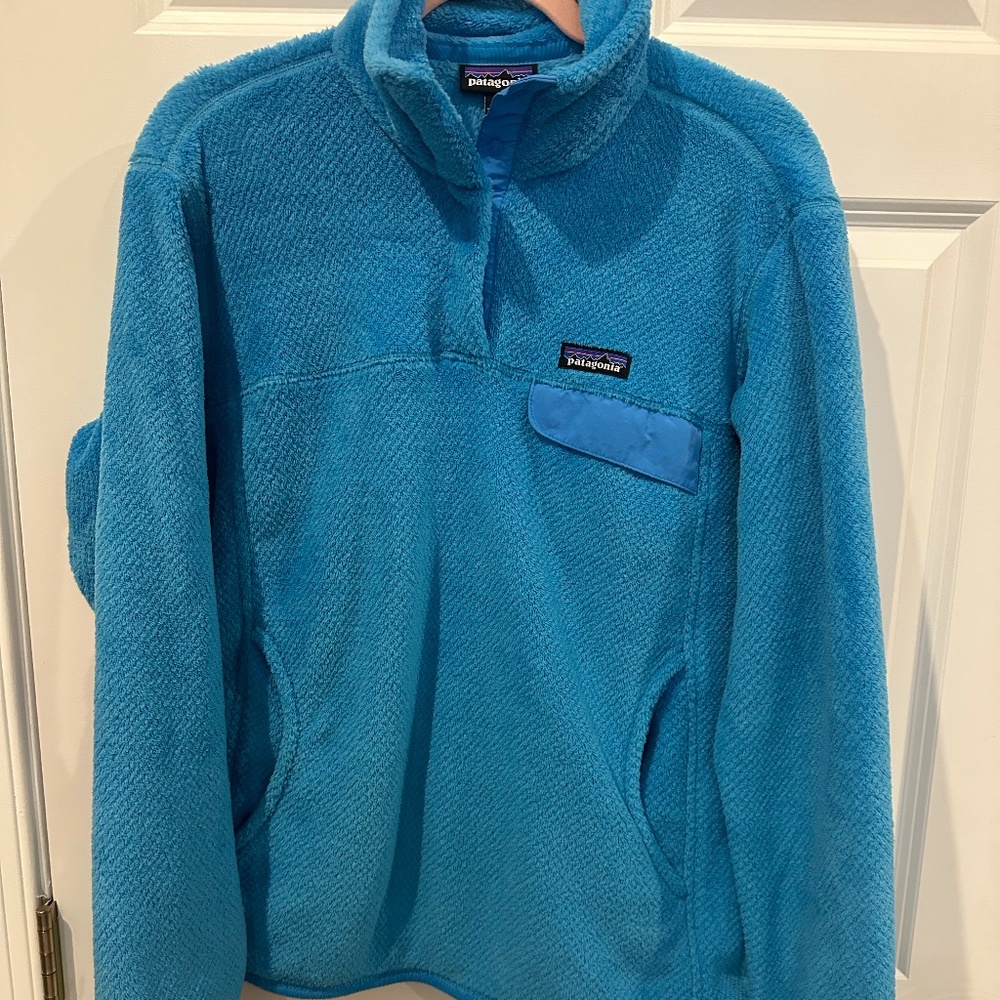 BEAUTIFUL BLUE PATAGONIA RE-TOOL SNAP-T FLEECE PULLOVER